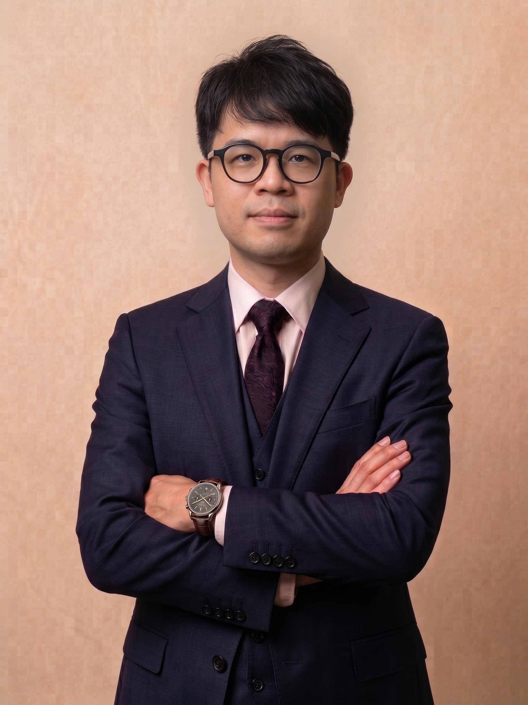 文羿(李承訓)老師